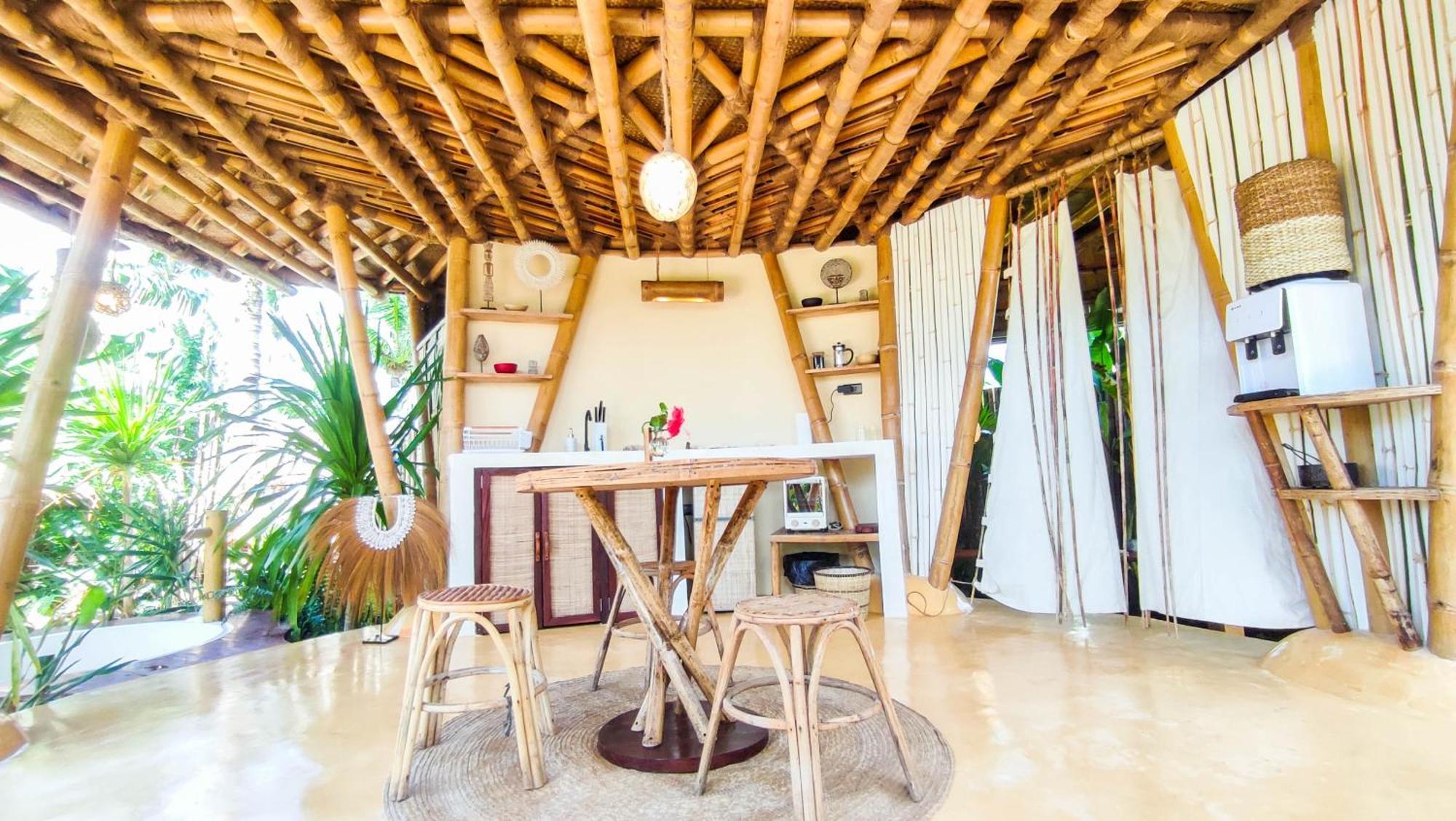 The Bamboo Houses - Tropical Garden & Empty Beach General Luna  Exterior photo