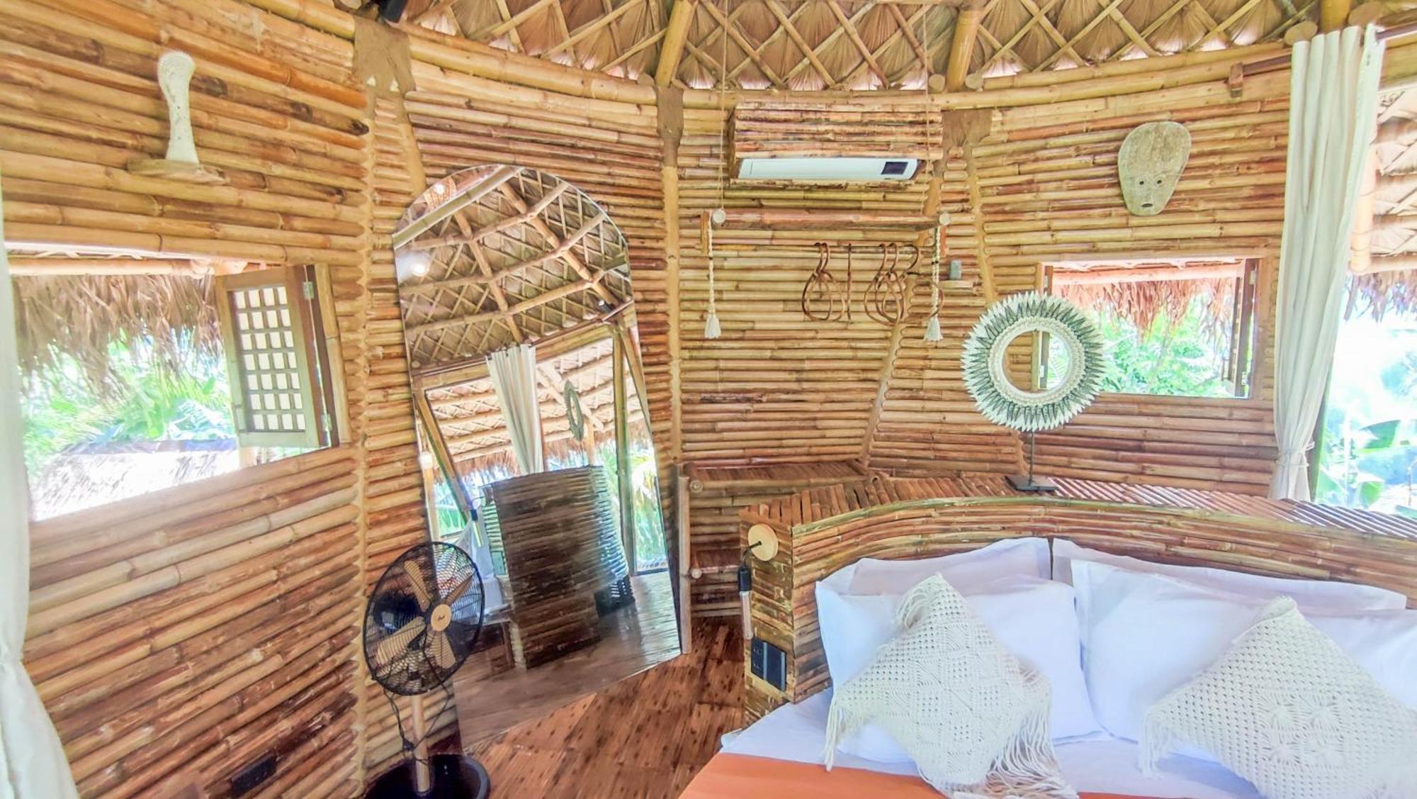 The Bamboo Houses - Tropical Garden & Empty Beach General Luna  Exterior photo